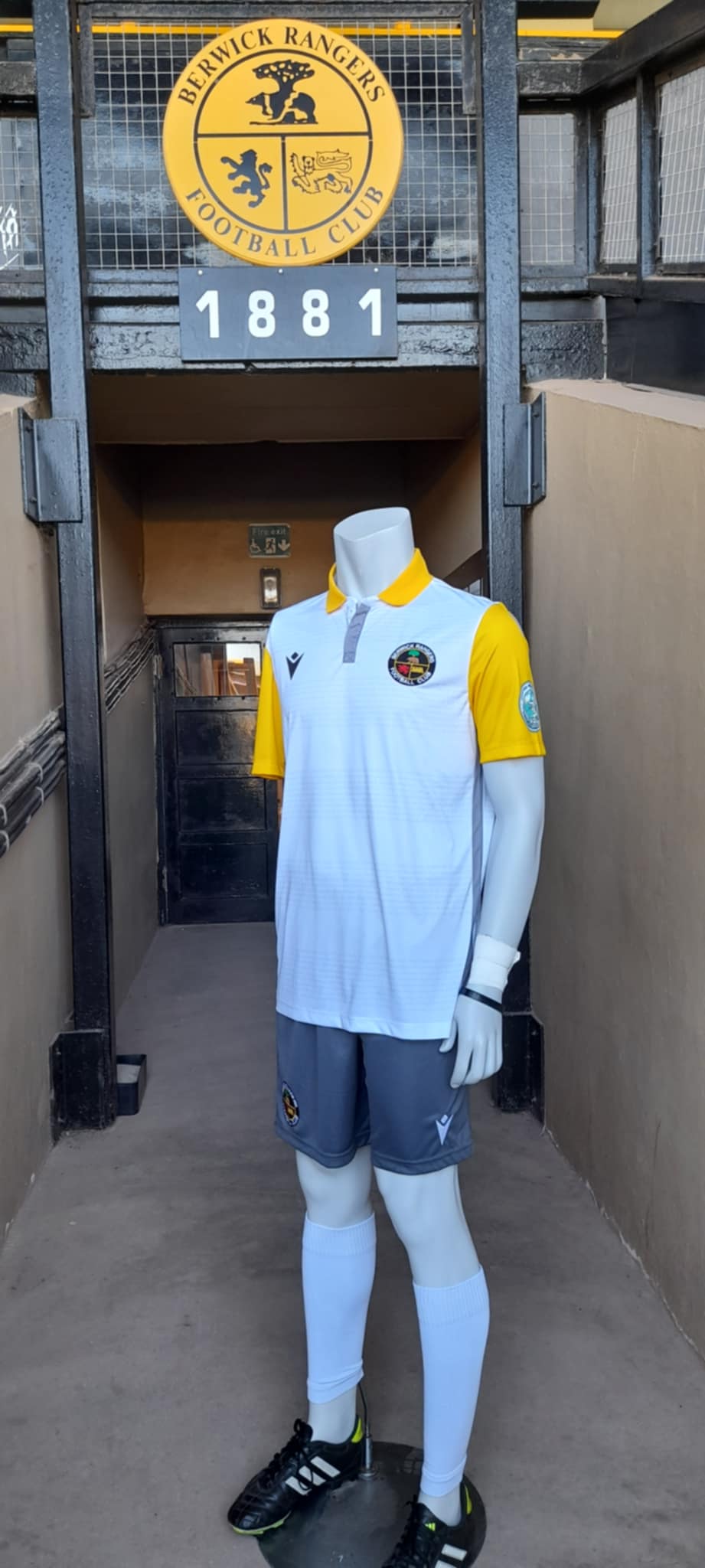BRFC Macron Away Shirt 2025/26 (The Away Warrior)