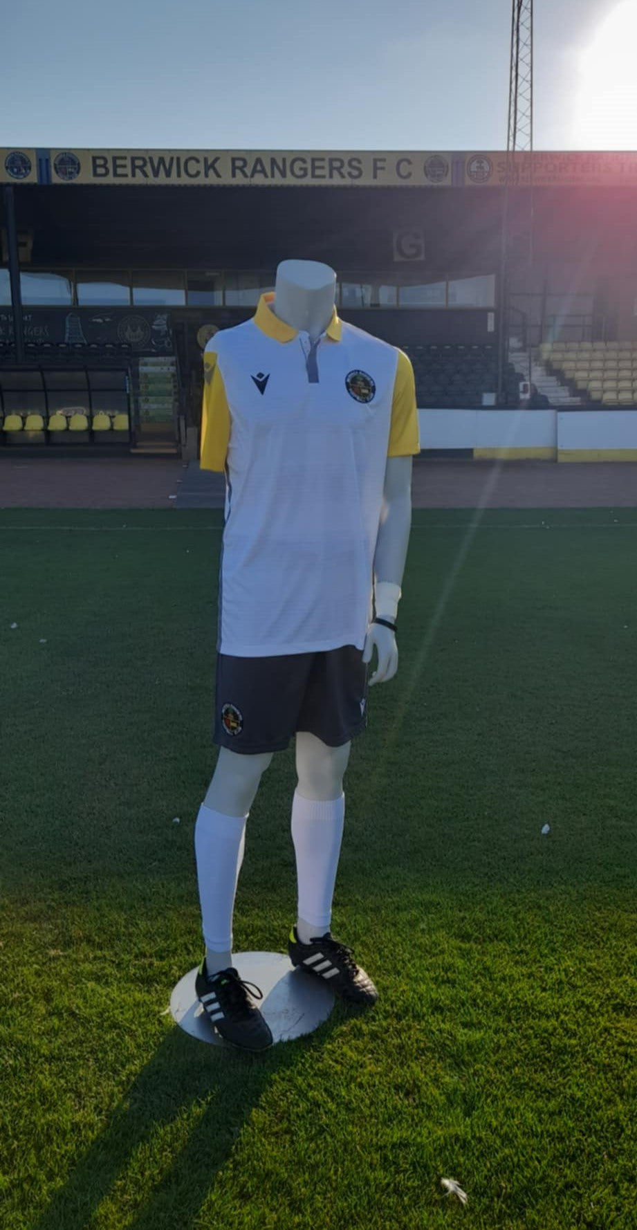 BRFC Macron Away Shirt 2025/26 (The Away Warrior)